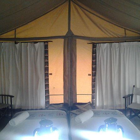 Maili Saba Camp Villa Nakuru Cameră foto