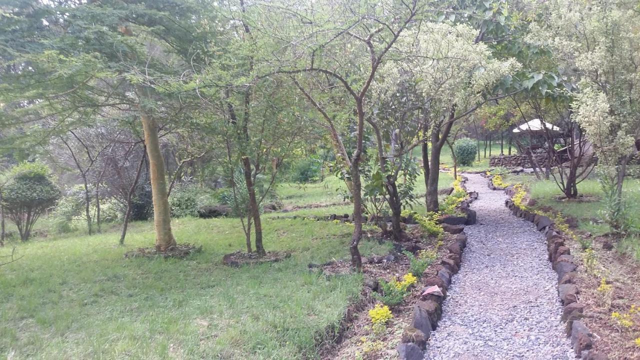 Maili Saba Camp Villa Nakuru Exterior foto