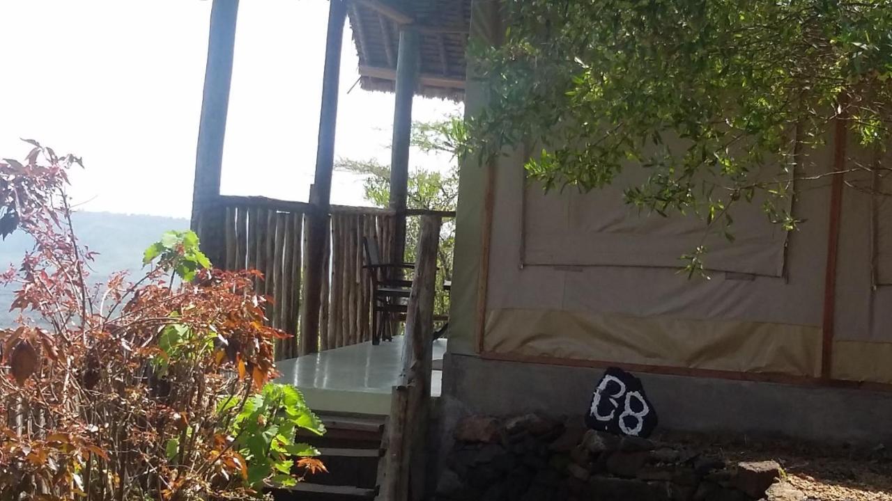 Maili Saba Camp Villa Nakuru Exterior foto
