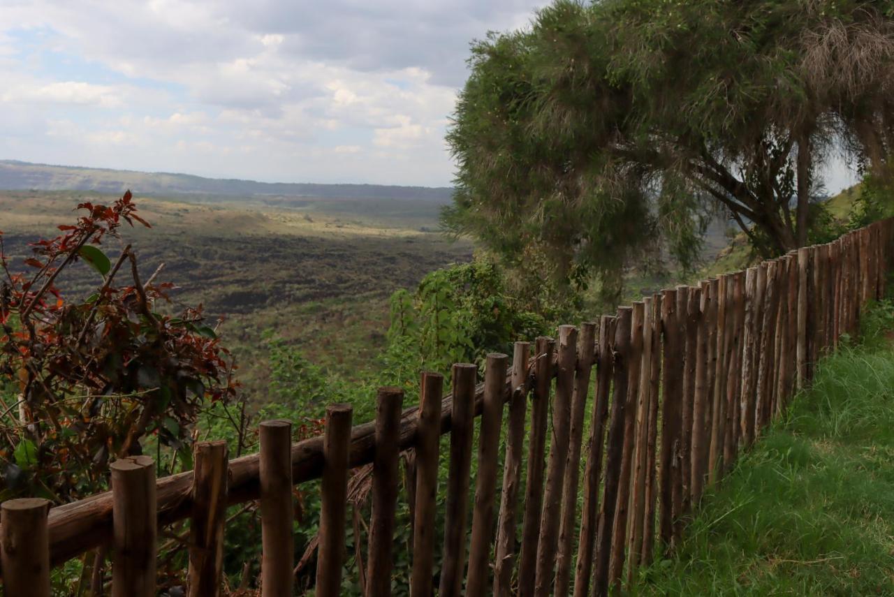 Maili Saba Camp Villa Nakuru Exterior foto
