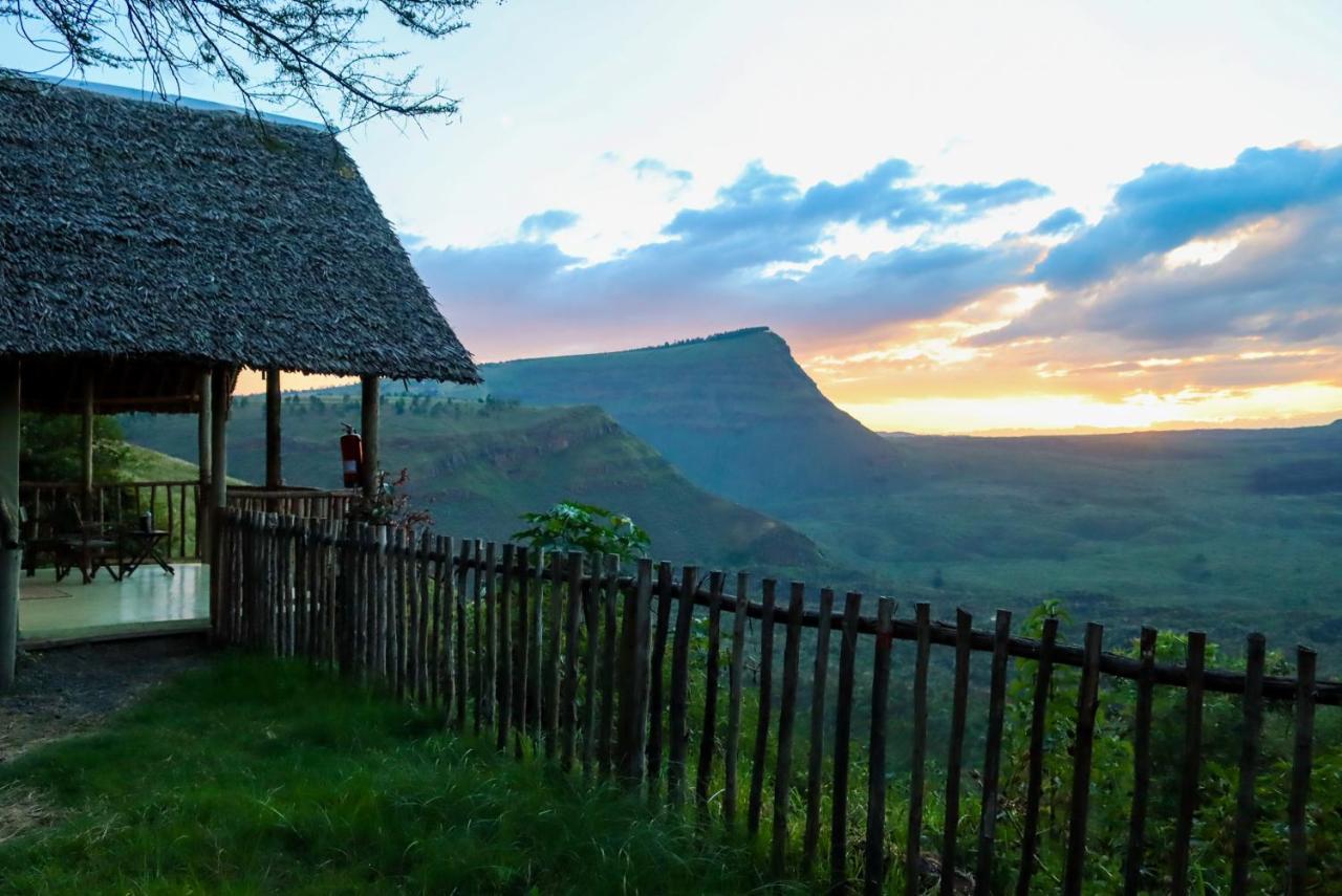 Maili Saba Camp Villa Nakuru Exterior foto