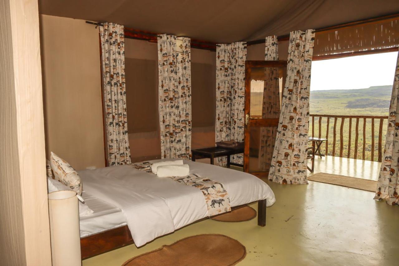 Maili Saba Camp Villa Nakuru Exterior foto