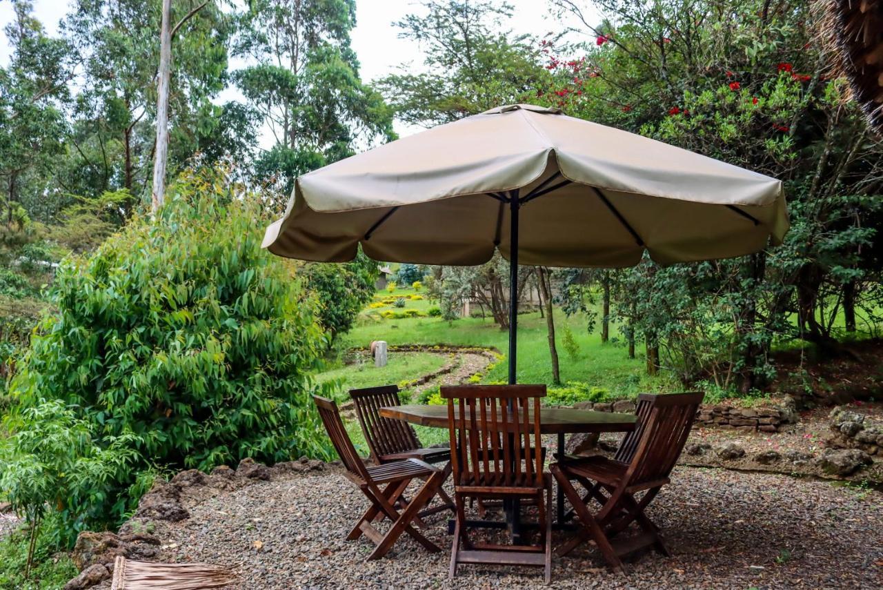 Maili Saba Camp Villa Nakuru Exterior foto
